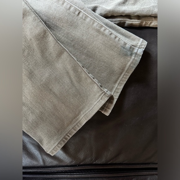 Men’s Ag-ed Denim jeans - Picture 6 of 7